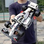 Конструктор "Гоночный автомобиль Formula one F1" (1235 деталей)