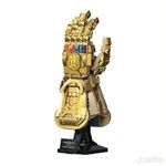 Конструктор "Перчатка бесконечности" (590 деталей)