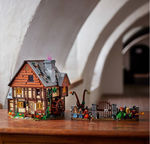 Конструктор Фокус-Покус: Коттедж сестер Сандерсон (2316 деталей)