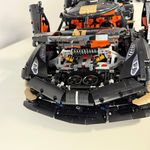 Конструктор Koenigsegg Sadair's Spear Megacar (4104 детали)